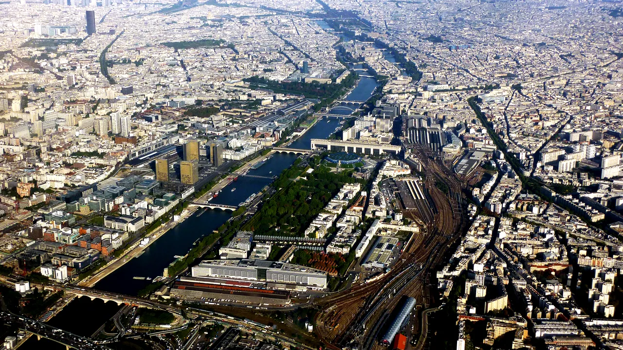 Orașul care și-ar putea bate monedă proprie