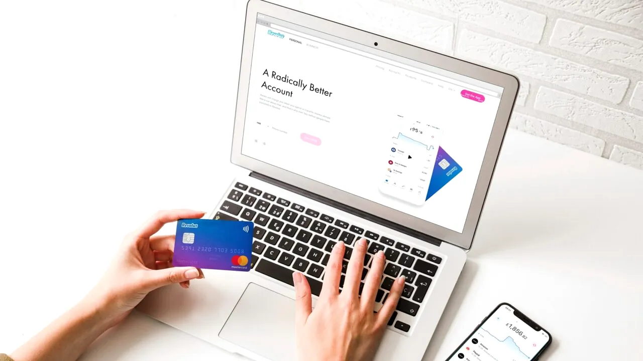 REVOLUT atinge o evaluare record: 75 miliarde de dolari! Cine este fondatorul companiei