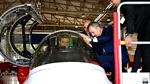 Radu Miruță a vizitat instalațiile Turkish Aerospace Industries înaintea Summitului NATO. Ministrul a urcat și în carlinga unei aeronave
