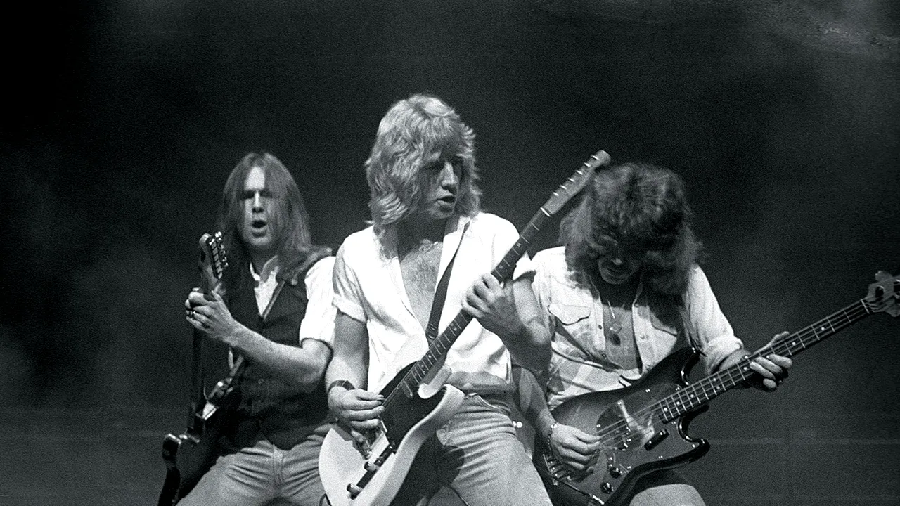 Trupa Status Quo și-a anulat turneul european; chitaristul Rick Parfitt are probleme de sănătate
