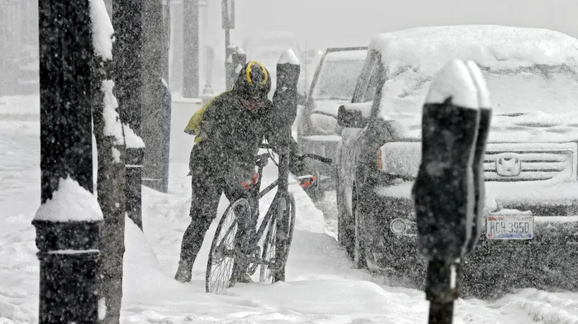 Cel puțin 17 persoane au murit în SUA pe fondul temperaturilor scăzute și a ninsorilor