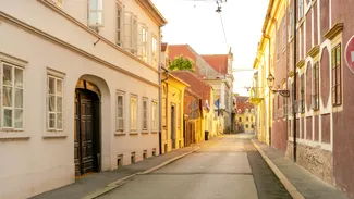 De ce fug turiștii de una dintre cele mai populare zone din lume. Baruri, hoteluri și investiții de zeci de milioane de euro, aproape de faliment