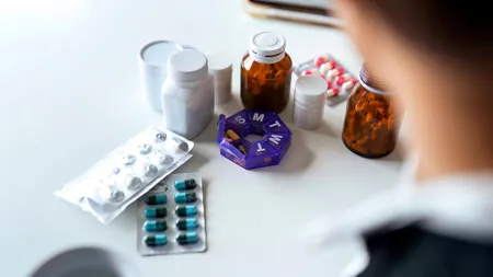 Escrocherie cu medicamente și suplimente alimentare false vândute sub eticheta Antibiotice Iași