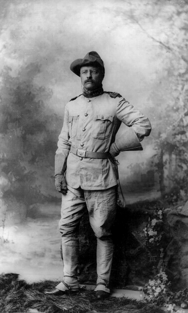 Roosevelt, pe vremea când era comandant la Rough Riders, Regiment Voluntar de Cavalerie. Sursa Foto: Profimedia