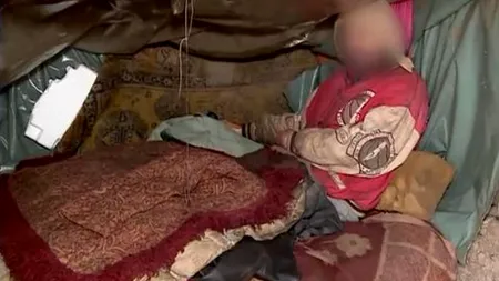 Un bărbat din Iași, cu deficiențe mintale, ținut de familie într-un coteț, salvat după o postare pe Facebook