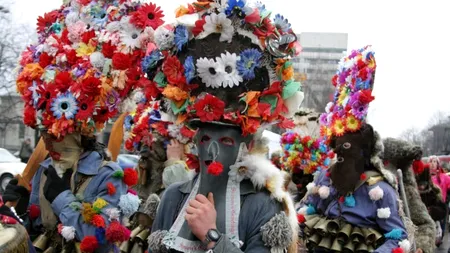 COLINDE DE CRĂCIUN. Colindul din Ajunul Crăciunului și tradiții de Crăciun