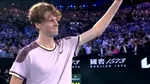Jannik Sinner a DEZVĂLUIT cum a trecut peste perioada neagră a carierei. Acum luptă pentru trofeu la Roland Garros. „Nu m-am uitat la tenis” 