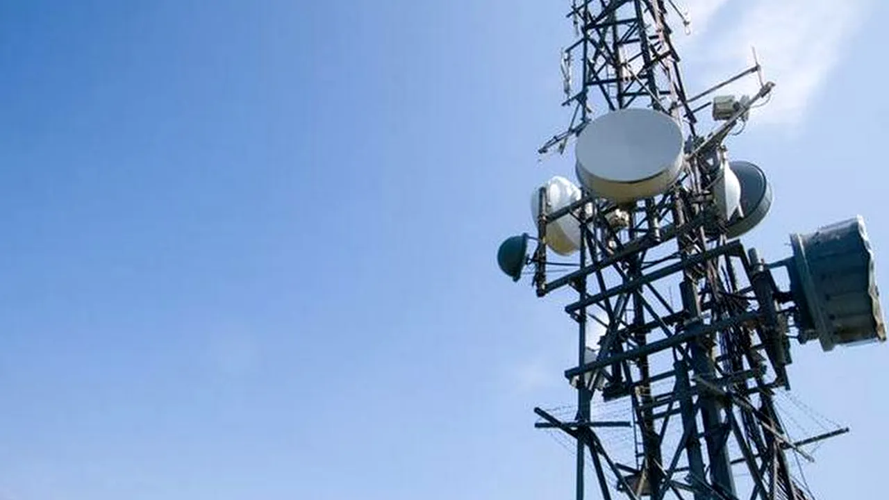 Cosmote, Orange, RCS&RDS, Vodafone și 2KTelecom au primit licențele pentru spectrul radio licitat în 2012