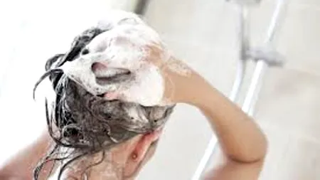 Ingredientele din șampon de care trebuie să te ferești