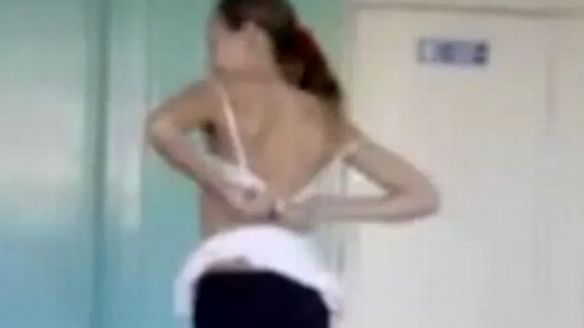 VIDEO. O elevă de 12 ani din Rusia, dată afară după ce a făcut striptease în școală