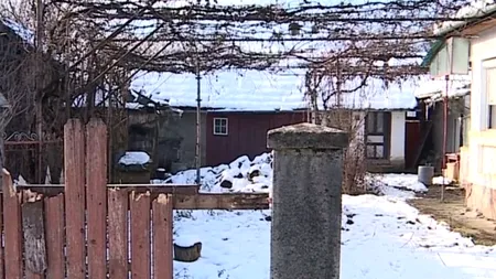 Un bătrân din Mureș a rămas fără GARD peste noapte! Localnicii spun că hoțul căuta lemne de foc