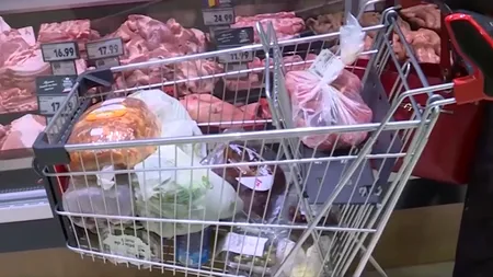 Înghesuială în supermarketuri și piețe, pentru că se fac ultimele cumpărături pentru masa pascală. Care va fi singurul mall deschis în ziua de PAȘTE