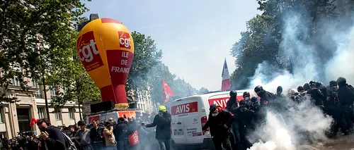 Violențe în Franța! Proteste împotriva autorităților. În fruntea manifestanților stau primarii!