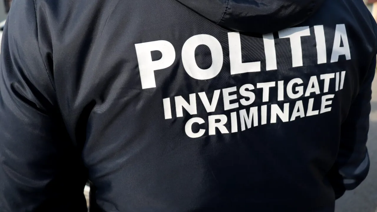 Sanepidul, vizat într-un dosar de corupție. Procurorii brașoveni au descins în forță pentru percheziții