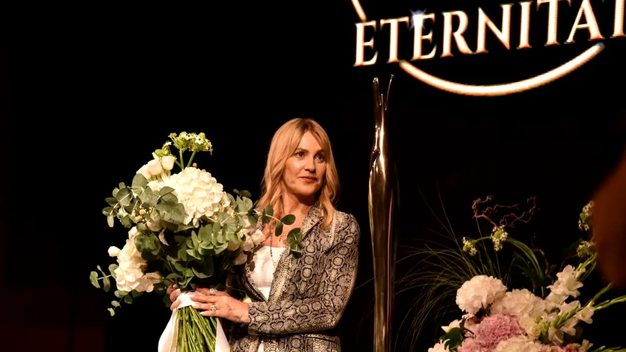Ce cadou special a primit Nadia Comăneci la Oradea, la Gala „10 pentru eternitate”