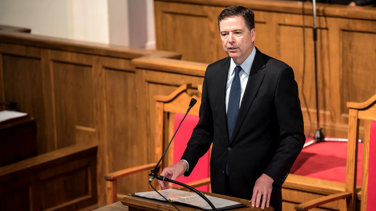 Directorul FBI, anchetat după difuzarea informațiilor despre cazul Hillary Clinton