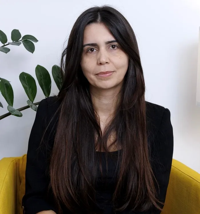 Ana Bogdan - psihoterapeut cognitiv-comportamental, psiholog clinician, dar și analist comportamental