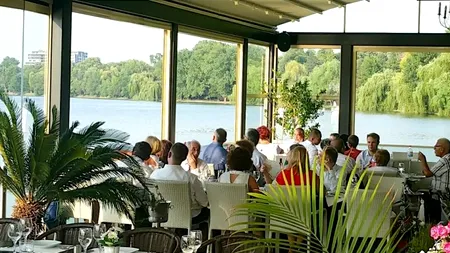 CONTROL. Patron de terasă, amendat pentru „taxa de coronavirus”. Suma uriașă cu care l-a „ars” ANPC!