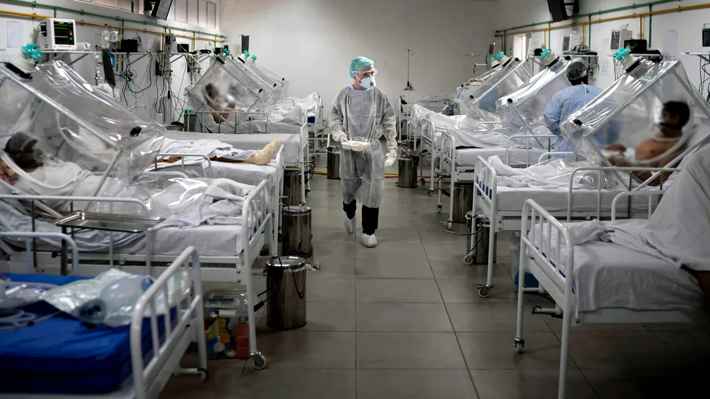 Situația locurilor libere la ATI: Autoritățile sanitare au o rezervă de 135 paturi la terapie intensivă pregătite pentru bolnavii COVID