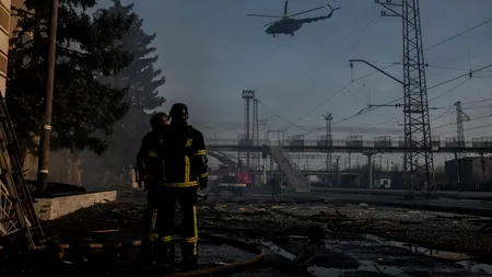 Rusia își intensifică ATACURILE pe teritoriul ucrainean/ Moscova revendică ocuparea a trei orașe din regiunea Donețk