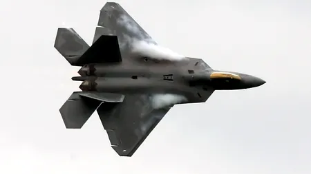 SUA mobilizează avioane F22 invizibile pe radar în Emiratele Arabe Unite