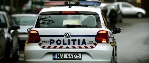 Parcarea, o provocare și pentru polițiști. Un agent din Craiova şi-a ACROȘAT colegul şi a lovit autospeciala Jandarmeriei