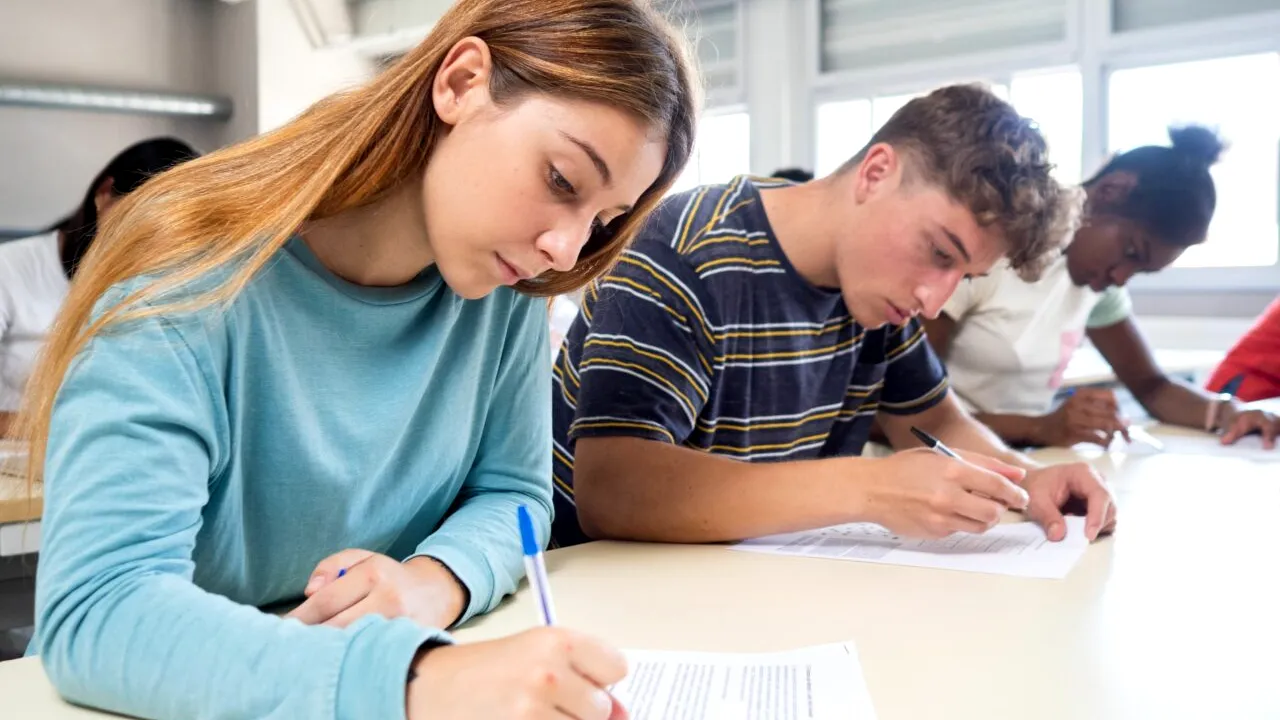 Dezastru la un liceu cu reputație respectabilă din județul Prahova. Niciun elev din cei 24 înscriși anul acesta nu a luat BAC-ul în această vară