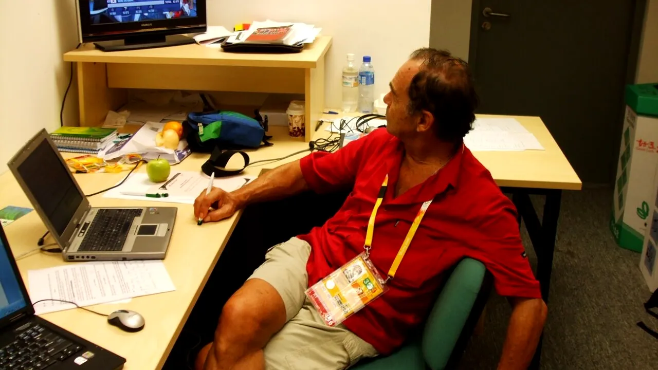 A MURIT Octavian Vintilă, fostul mare comentator sportiv care a transmis exercițiul Nadiei Comăneci la Jocurile Olimpice