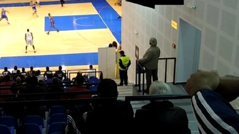 Eroare de proiectare la Sala Sporturilor din Ploiești, inaugurată de Ponta săptămâna trecută. Ce „vezi dacă stai în tribune la un meci de handbal