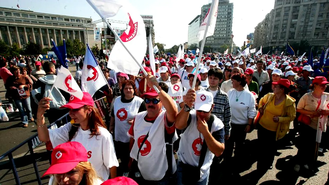 Continuă protestele a mii de cadre medicale din România, acum, în plină explozie a cazurilor de COVID