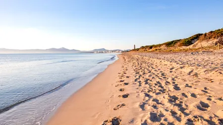 Insula spaniolă secretă pe care nu mulți turiști o cunosc. Ai nevoie de o autorizație oficială, pentru a ajunge aici