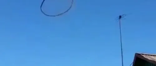 VIDEO. Un cerc misterios a apărut pe cerul unui sătuc din Kazahstan