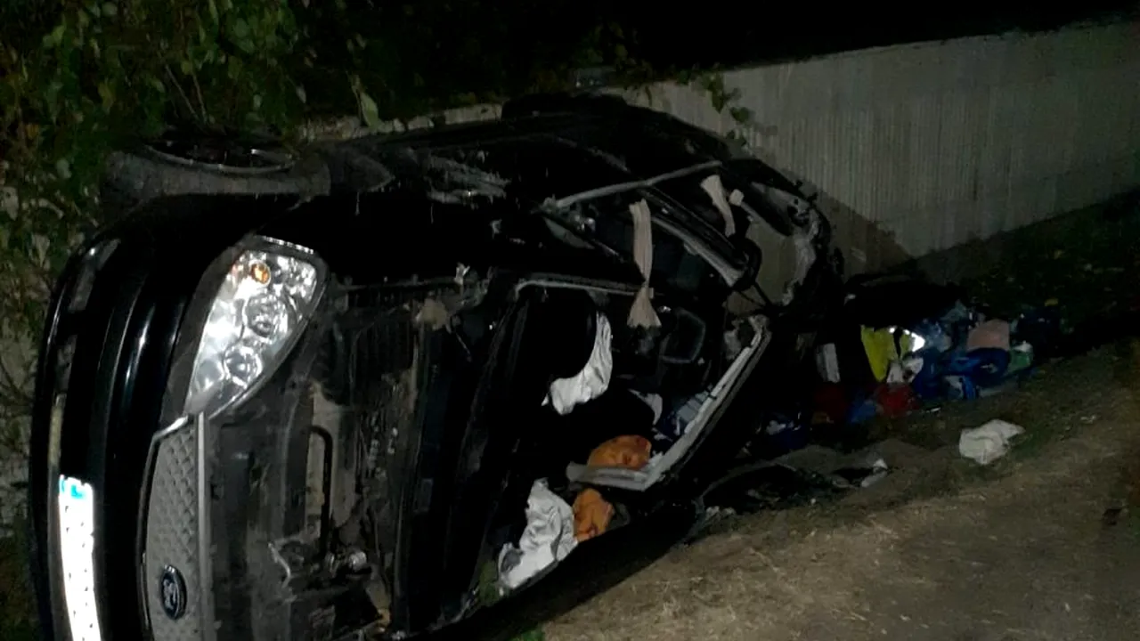 Autoturism cu cinci cetățeni bulgari, spulberat de un TIR în Giurgiu. Doi dintre ei au murit, iar șoferul mașinii nu avea permis auto