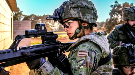 Exercițiu NATO de amploare la baza militară Cincu. Militarii spanioli au întreprins un exercițiu de salvare al ostaticilor