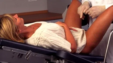 „Prădătorul în halat alb”. Ginecolog condamnat la 20 de ani de ÎNCHISOARE pentru că a agresat sexual zeci de paciente