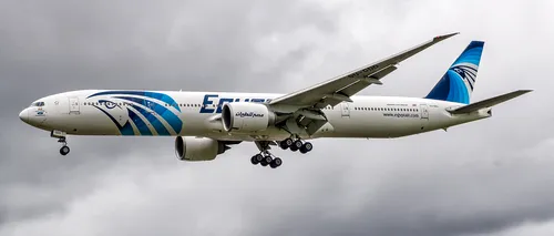 A fost găsită și a doua cutie neagră a avionului EgyptAir. Ce informații conține 