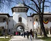 Peste 13.000 de vizitatori la Palatul COTROCENI: „Duminică, porțile rămân deschise”. Administrația Prezidențială marchează Ora Pământului