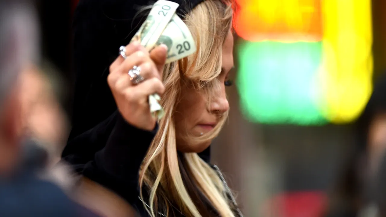 O cântăreață celebră a fost dată în JUDECATĂ pentru că a COPIAT o emisiune