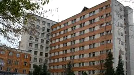 ASISTENȚI MEDICALI ÎN GREVA FOAMEI.  Au fost obligați să se interneze, fiind asiptomatici. „Am aflat că o parte dintre colegi sunt bine merci acasă şi nu vine nimeni după ei”