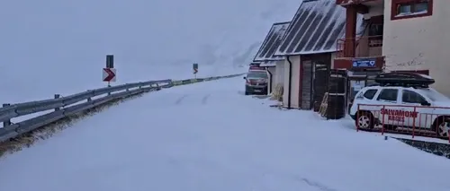 FOTO-VIDEO. Ninge în România. Imagini cu primul strat de zăpadă de pe Transfăgărășan și Transalpina