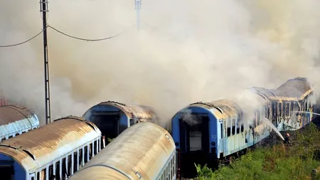 TRENURI ÎN FLĂCĂRI LÂNGĂ GARA DE NORD