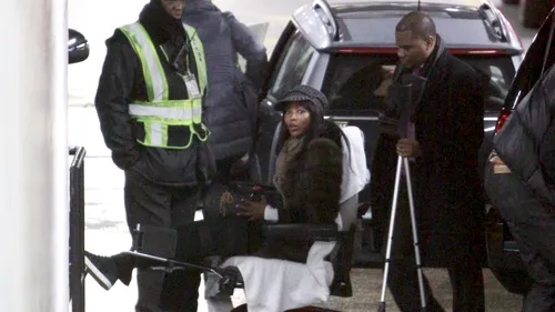 Naomi Campbell, jefuită și agresată la Paris: A suferit o accidentare la un picior