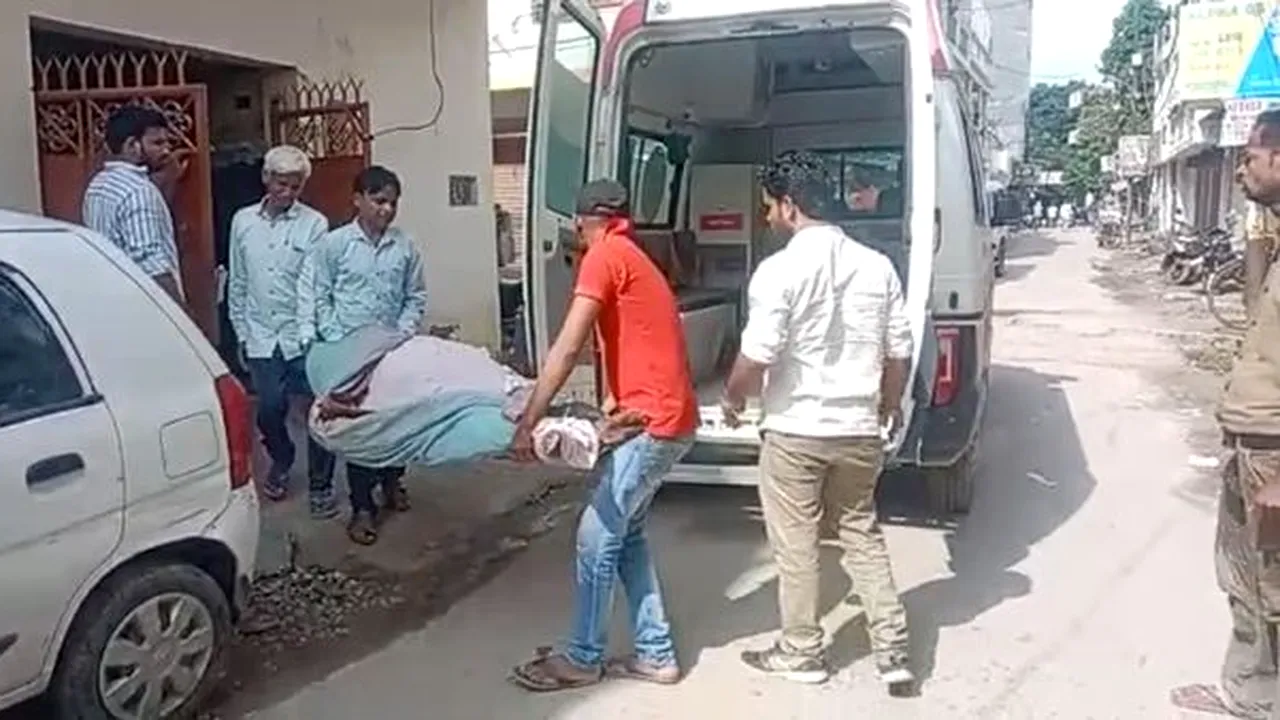 Au refuzat să creadă că este mort! O familie de indieni a locuit în casă cu un cadavru timp de 18 luni