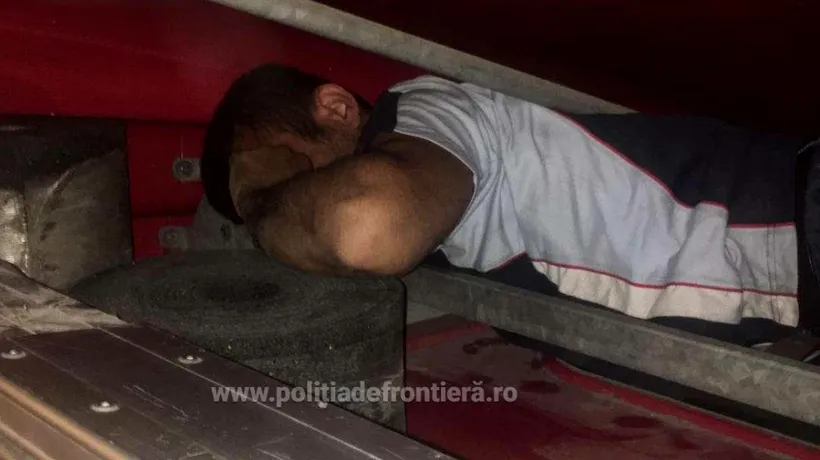 Un turc a fost prins în timp ce  să intre să intre ilegal în România. Unde l-au găsit polițiștii de frontieră - FOTO
