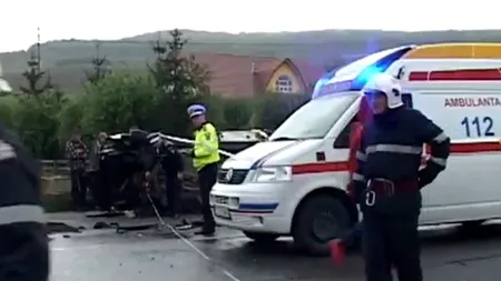 Accident grav în Cluj. Șoferul care l-a provocat tocmai își recuperase mașina furată când a intrat în plin într-un alt autoturism