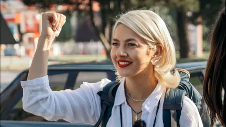 Lidia Buble, condamnată pentru dare de mită. Artista este acuzată că a oferit bani unor polițiști de la Brigada Rutieră a Capitalei ca să nu o testeze cu etilotestul