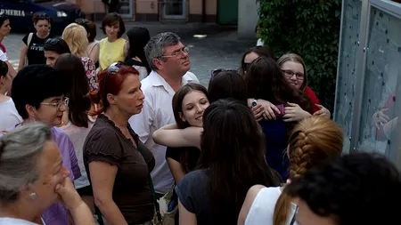 Reclamații că unii elevi știau dinainte subiectele la evaluare, la școala din Târgu Jiu vizată de anchetă