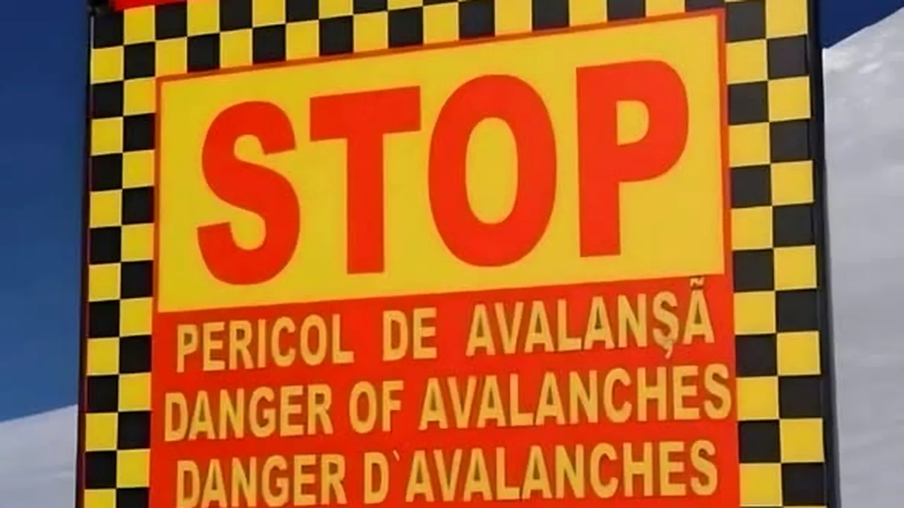 Avalanșă în Bucegi, cel puțin o persoană ar fi fost prinsă sub zăpadă. Salvamontiștii intervin pe Valea Coștilei