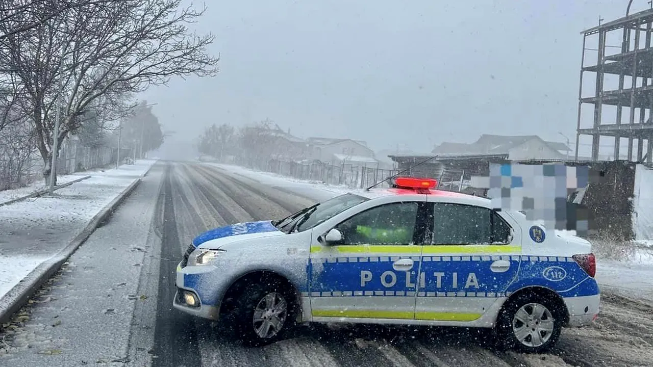 Ninsori abundente în țară. Zăpadă pe mai multe drumuri din țară, trafic restricționat în Vaslui