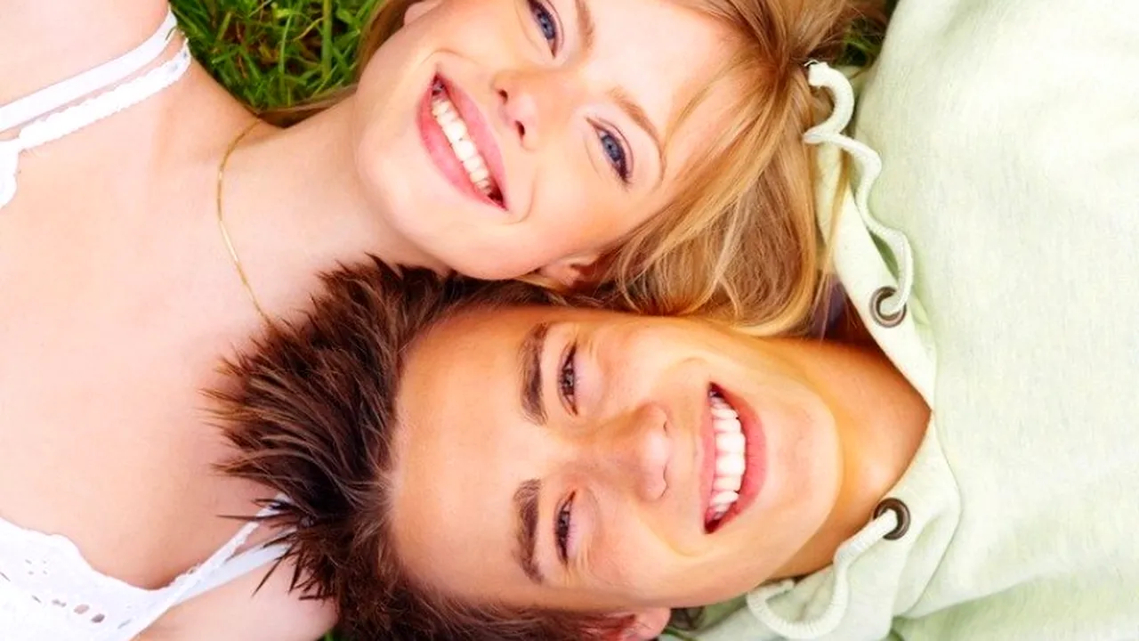 STUDIUL care explică de ce femeile trăiesc mai mult decât bărbații